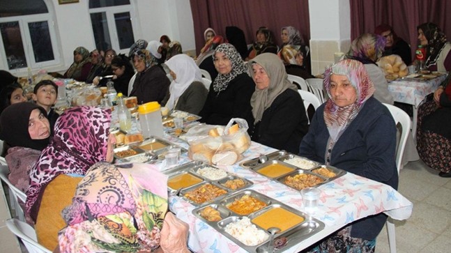 Yozgat’ın Çamlıbel köyünde 30 yıldır tek iftar sofrası kuruluyor